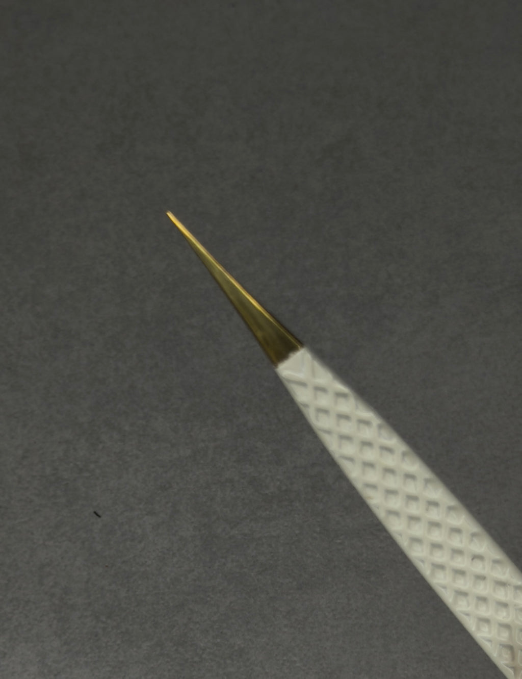 Straight Isolation Tweezer