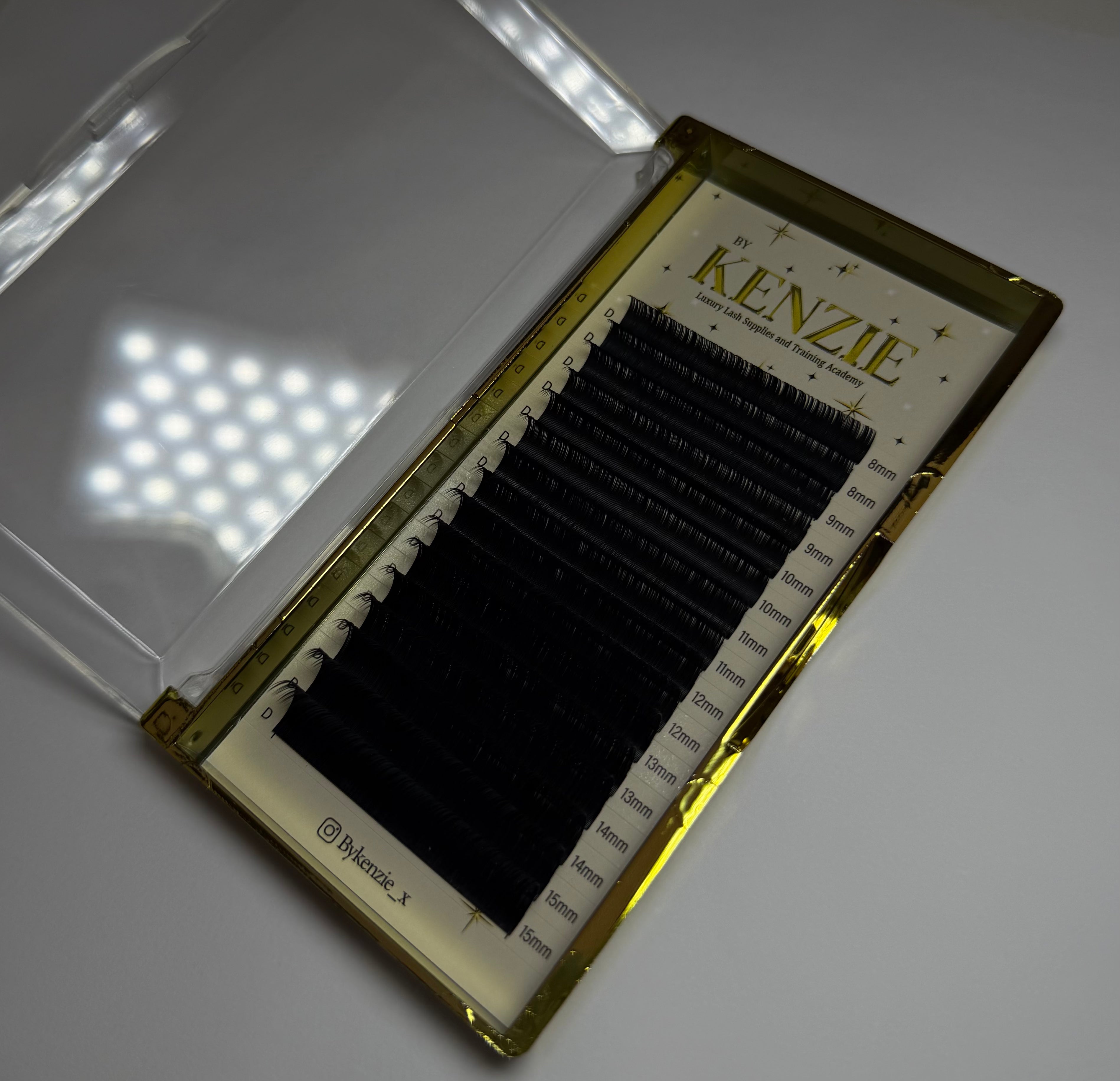 Black Velvet Classic Lashes | D Curl