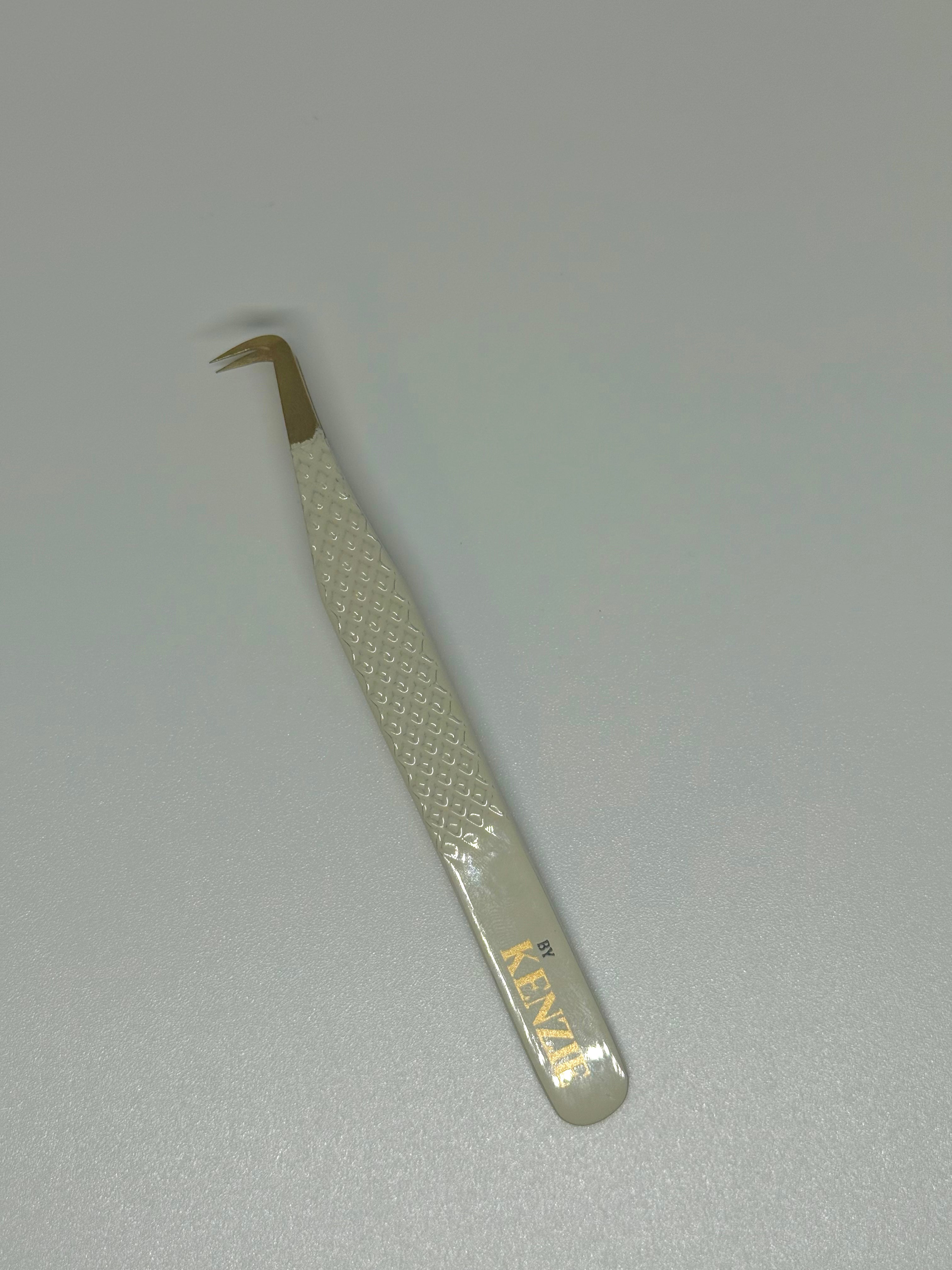 90° Volume Tweezer (Non-Fibre Tip)